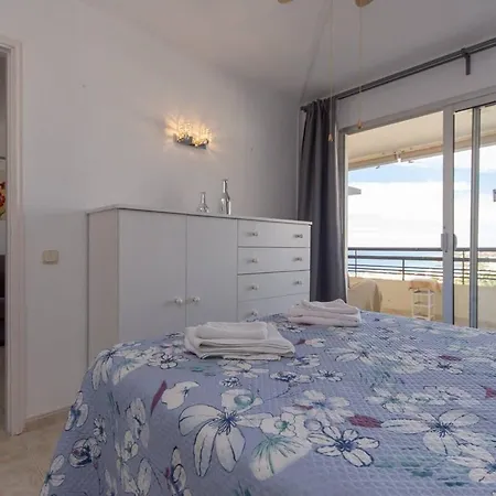 Santa Maria 127 - One Bed דירה אדחה